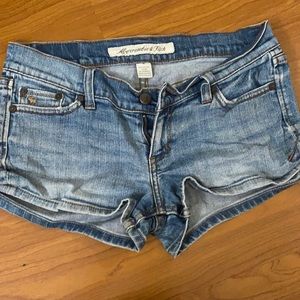 Abercrombie & Fitch shorts